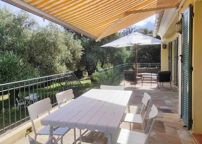 Magnifique Entre Et Montagne カロンザナ